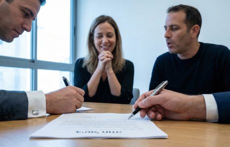 התמ"א מתה, יחי המלך החדש: מה עולה בגורלם של הסכמי הנדל"ן הישנים ב-2026? (עם משרד עו"ד אביב טסה)